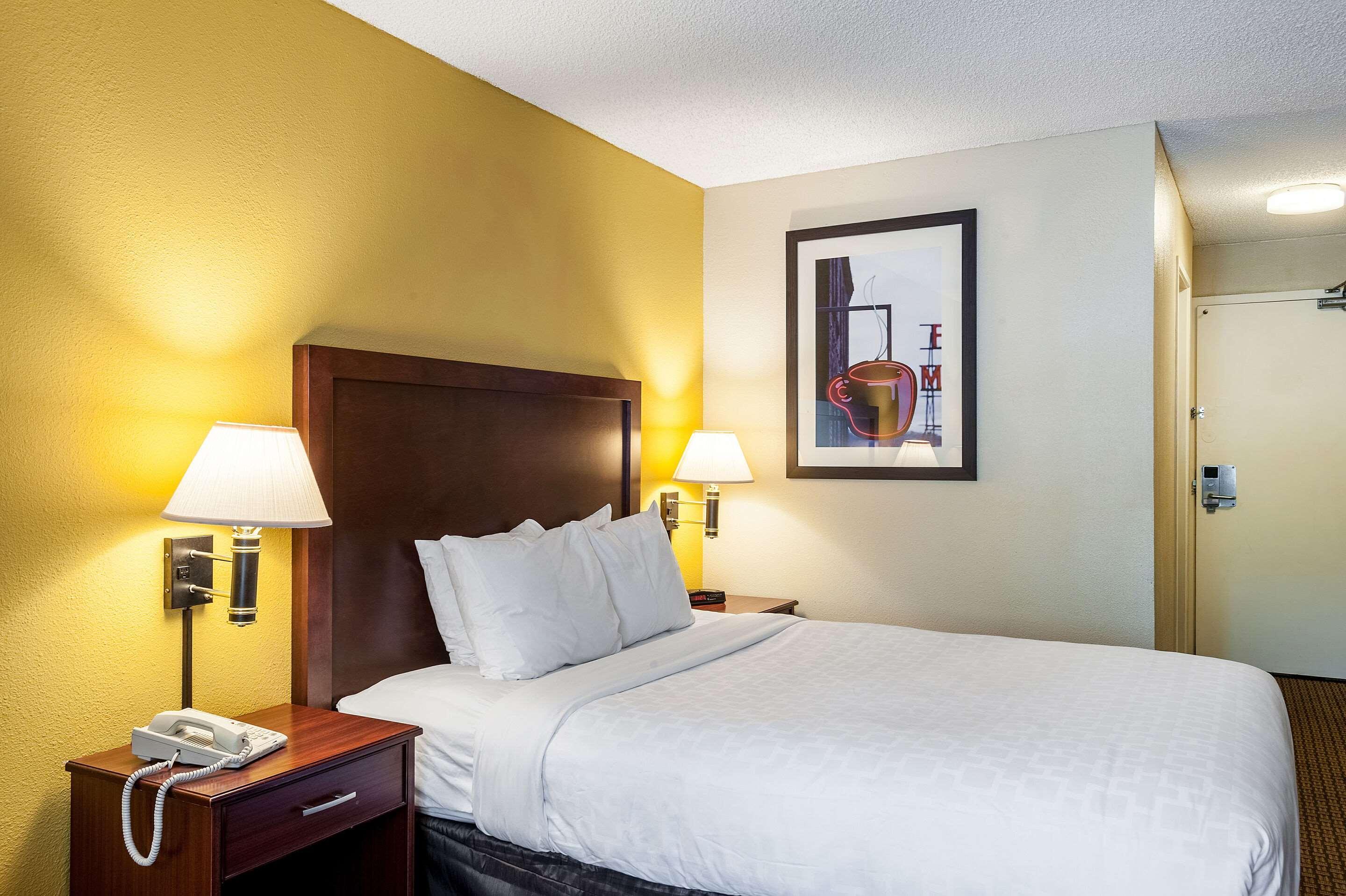 Clarion Hotel Seatac Exterior foto